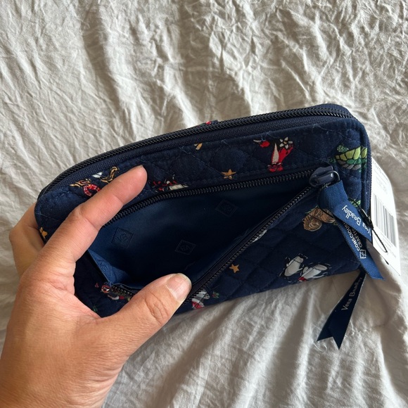 Vera Bradley RFID Turnlock Wallet - Snow Globe Motifs - Picture 5 of 12